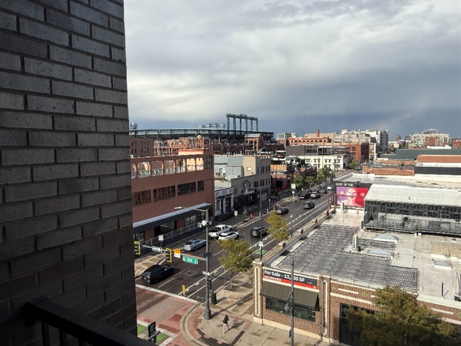 1840 Market St in Denver, CO - Building Photo - Building Photo