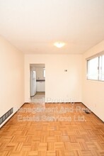 215 McIntyre Crescent in Prince George, BC - Building Photo - Building Photo