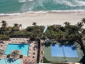 2080 S Ocean Dr, Unit mph12 in Hallandale Beach, FL - Foto de edificio - Building Photo