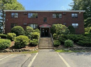 42 Swanson Ct, Unit 42 Swanson Ct Unit 14A in Boxborough, MA - Building Photo - Building Photo