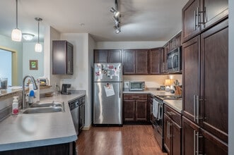 Metro View Apartments in Madison, WI - Foto de edificio - Interior Photo