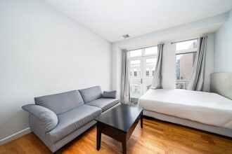 516 Monroe St in Hoboken, NJ - Building Photo - Building Photo