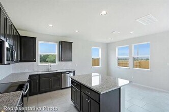 307 Insider Loop in Elgin, TX - Building Photo - Building Photo