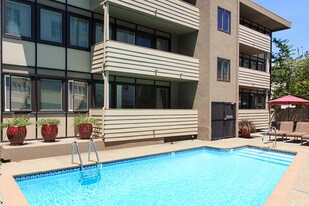 Alta Off The Avenue Apartments