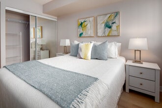 Motion in Toronto, ON - Building Photo - Interior Photo