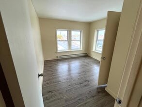 1159 E Main St, Unit #3 1157 East Main Street in Rochester, NY - Foto de edificio - Building Photo