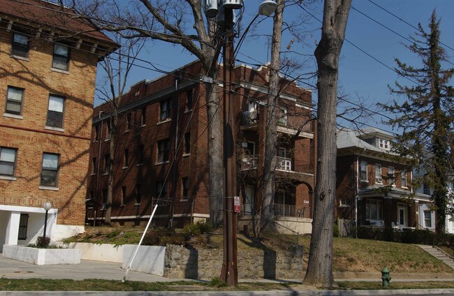 5338 Colorado Ave NW in Washington, DC - Building Photo - Building Photo