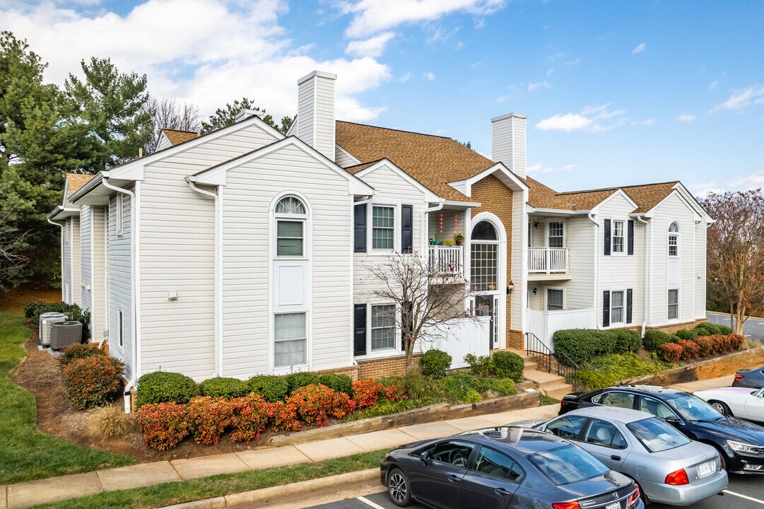 The Villas At Countryside in Sterling, VA - Building Photo
