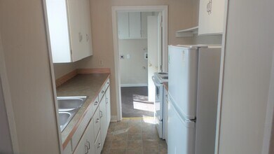 1376 W 6th Ave-Unit -C in Eugene, OR - Building Photo - Building Photo