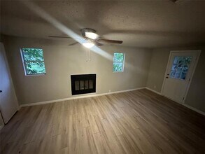 2908 Binyon St in Fort Worth, TX - Building Photo - Building Photo