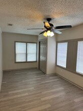 311 Bryan St in Weatherford, TX - Foto de edificio - Building Photo