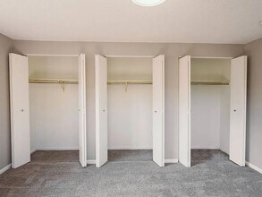 164 Coe Ave in East Haven, CT - Building Photo - Building Photo