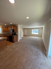 8716 Stockholm Ln NE in Lacey, WA - Building Photo - Building Photo