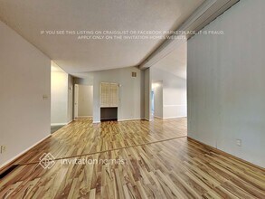 400 N Sharon Amity Rd in Charlotte, NC - Building Photo - Building Photo