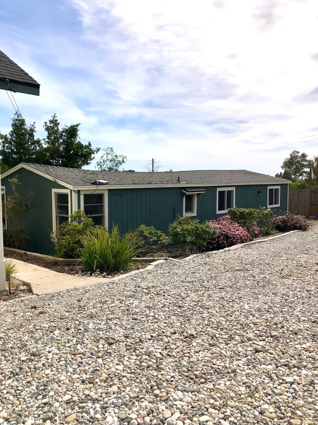 2-722 Anacapa Dr in Camarillo, CA - Building Photo - Building Photo