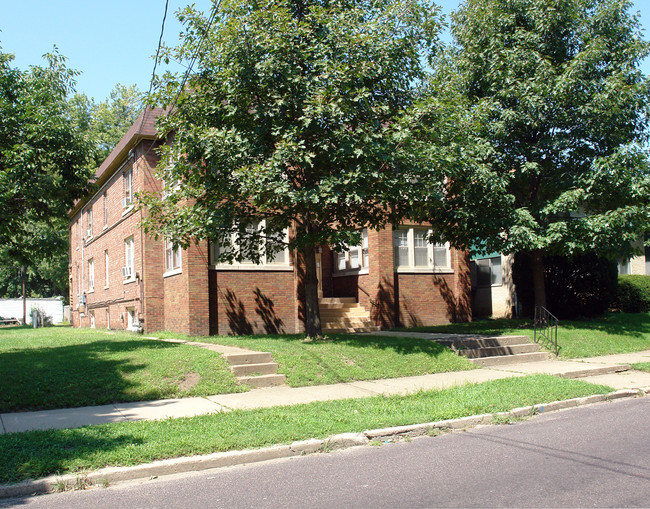 905 N Sheridan Rd in Peoria, IL - Building Photo - Building Photo