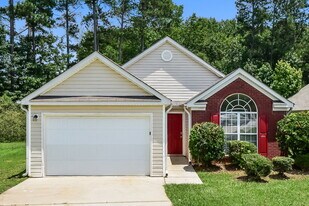 3568 Brookstone Way in Union City, GA - Building Photo