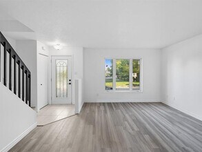 66 Rue des Hurons in Gatineau, QC - Building Photo - Building Photo