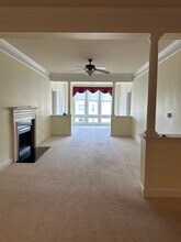 7065 Heritage Hunt Dr, Unit 212 in Gainesville, VA - Building Photo - Building Photo