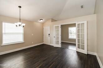 3107 Wandering Oaks Dr in Orange Park, FL - Building Photo - Building Photo