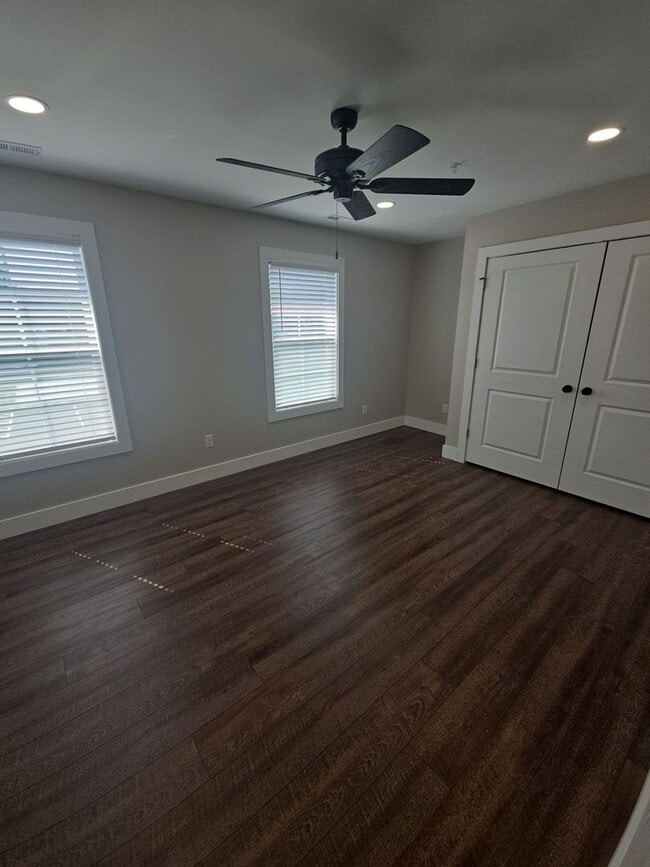 1646 S Jefferson Ave in Cookeville, TN - Foto de edificio - Building Photo