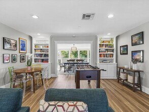 2648 NE 26th Ave in Fort Lauderdale, FL - Building Photo - Building Photo