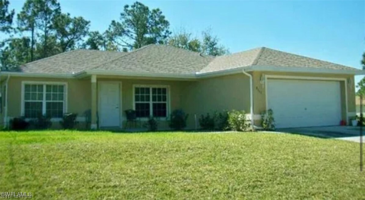 4117 1st St SW in Lehigh Acres, FL - Building Photo
