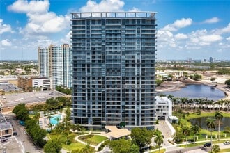 101 Diplomat Pkwy, Unit 1107 in Hallandale Beach, FL - Building Photo - Building Photo