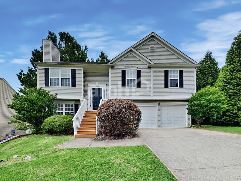 375 Bass Way NW in Kennesaw, GA - Building Photo