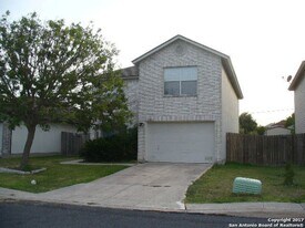 2223 Sunset Bay in San Antonio, TX - Building Photo