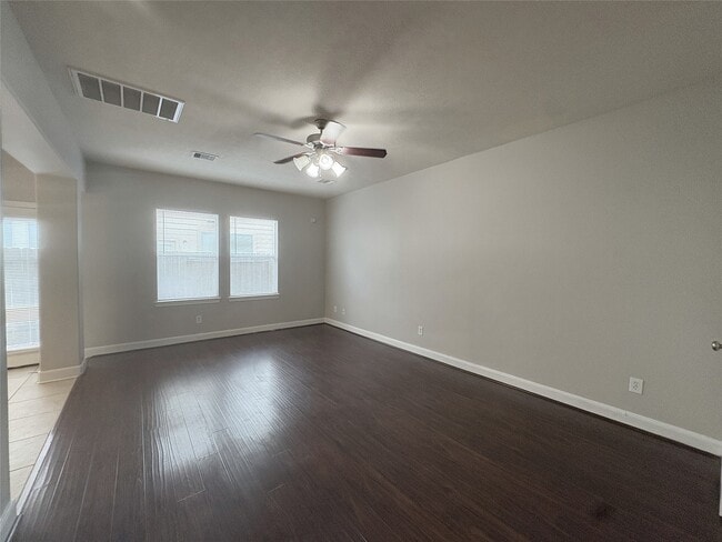 property at 3715 W Ashford Villa Ln