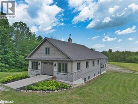 305234 S Line in Grey Highlands, ON - Building Photo