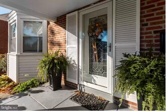 112 Myrtle Ave in Havertown, PA - Building Photo - Building Photo