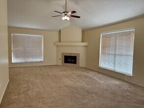 3139 Renaissance Dr in Dallas, TX - Building Photo - Building Photo