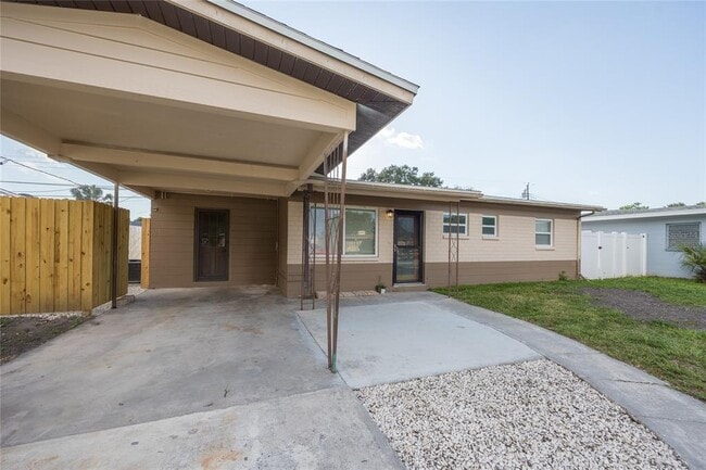 10720 110th Ln N in Largo, FL - Building Photo - Building Photo