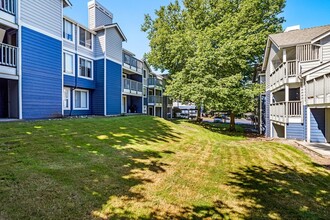 Avana Chestnut Hills in Puyallup, WA - Foto de edificio - Building Photo