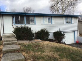 6904 NW 78th St in Kansas City, MO - Building Photo