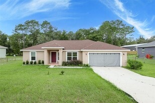 7488 SW 204th Ave in Dunnellon, FL - Building Photo