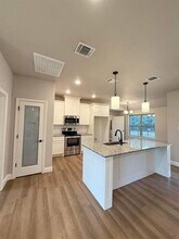 1000 Bluestem Ct in Brock, TX - Building Photo - Building Photo