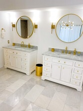 8321 Rayford Dr, Unit 8321 in Los Angeles, CA - Foto de edificio - Building Photo