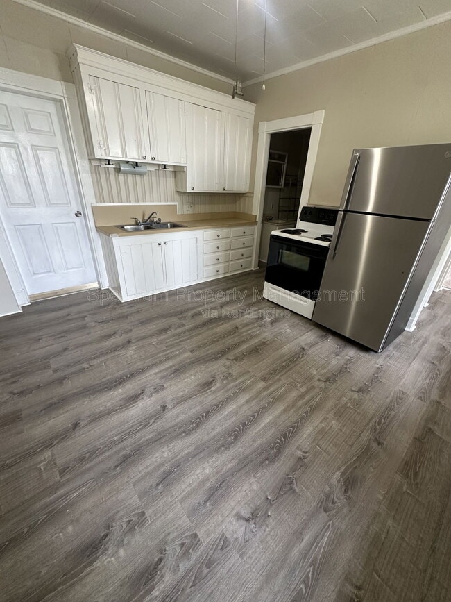 property at 73 Mt Pleasant Ave