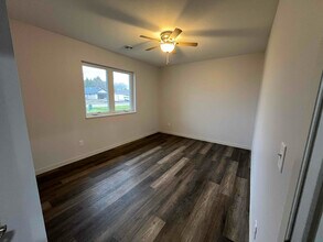 2303 Lake Ave in New Ulm, MN - Building Photo - Building Photo