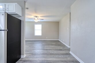 2013 Interurban Blvd in Corsicana, TX - Building Photo - Building Photo