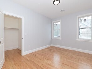 70 Auckland St in Boston, MA - Building Photo - Building Photo