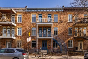 5061-5069 Garnier St in Montréal, QC - Building Photo