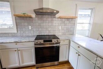 731 E 34th St in Savannah, GA - Foto de edificio - Building Photo