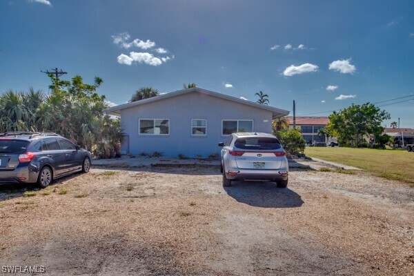 1112 SE 39th Terrace in Cape Coral, FL - Building Photo - Building Photo