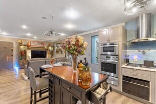 817 10th St in Union City, NJ - Building Photo