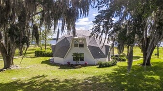 13114 Skiing Paradise Blvd in Clermont, FL - Building Photo