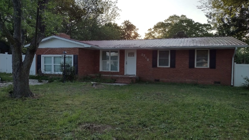 2710 Brinkley Dr in Spring Lake, NC - Building Photo